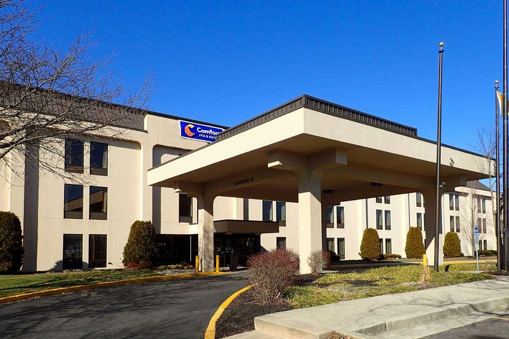 Comfort Inn & Suites Mt. Holly - Westampton Dış mekan fotoğraf